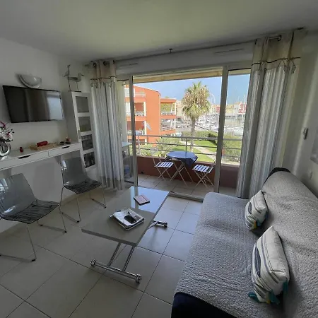 Moderne, Centre Port Avec Piscine, Parking, Climatisation - Cap D'agde - Fr-1-723-37 Apartamento Agde